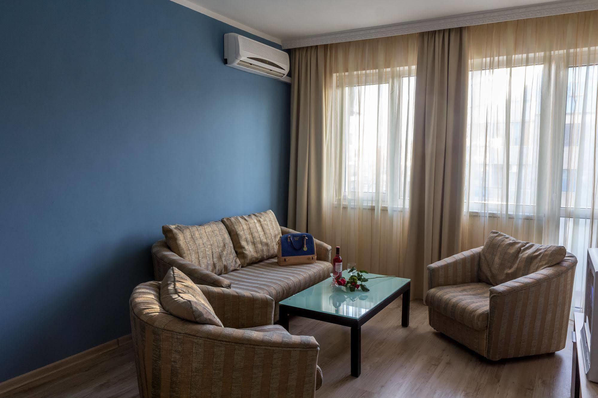 Tevi Apartments Varna Exterior photo